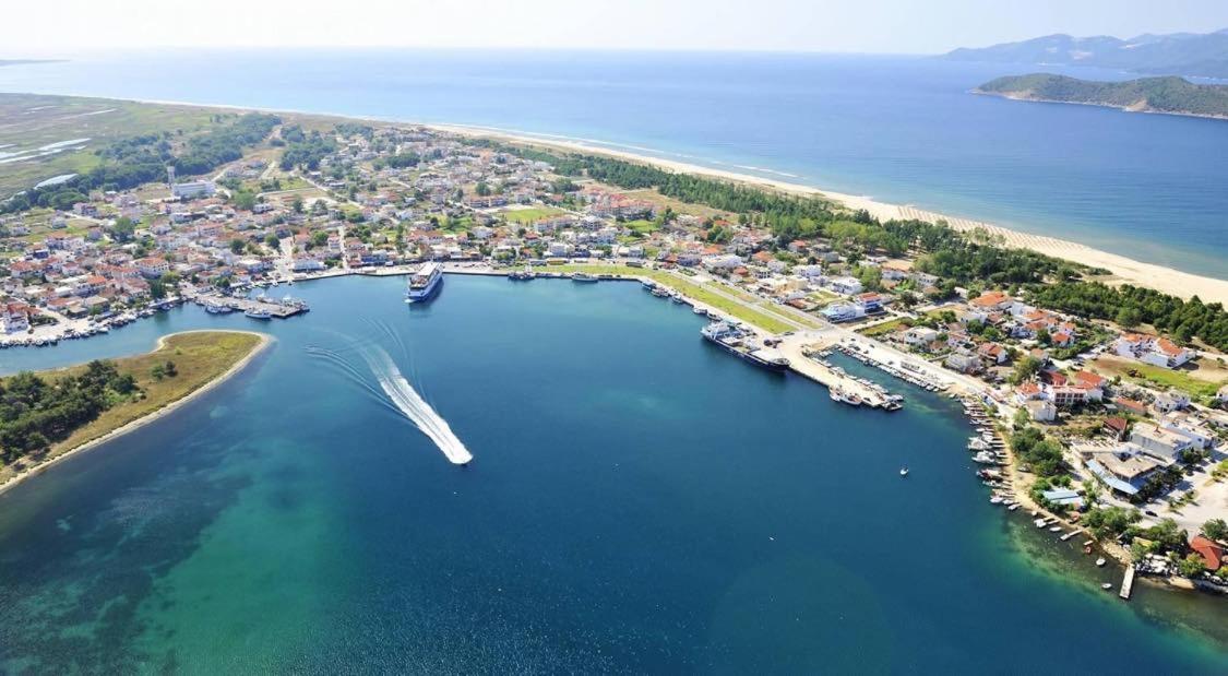 Sea View Apartment Keramoti  Bagian luar foto
